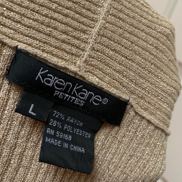 🩸BOGO - All $10. Items. Karen Kane gold metallic knit top - Picture 5 of 7